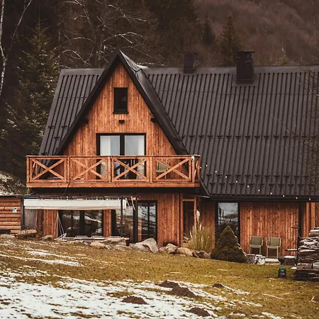 Rycerki Dom Na Szlaku רייצ'ה